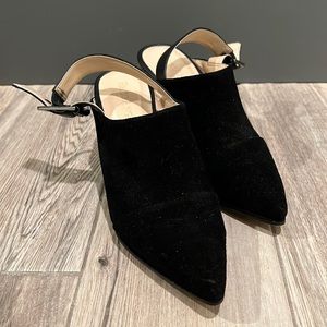 Black suede mules with block heel - Enzo Angiolini